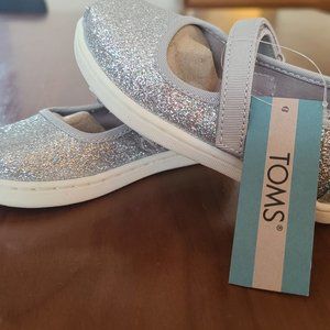 TOMS SZ T7
